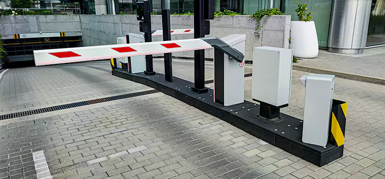 Custom Gate Design & Integration Jenks